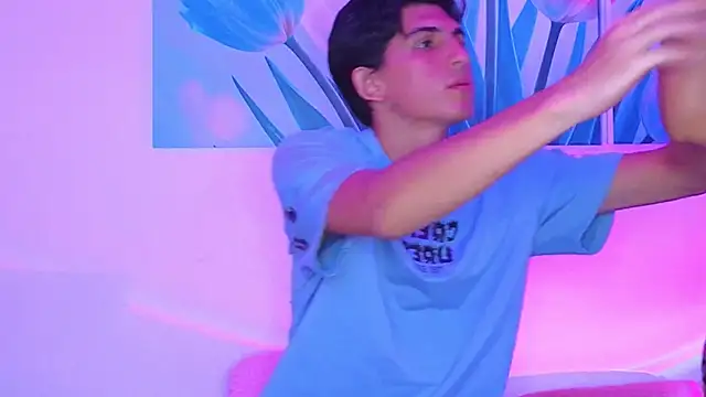 Ana and Leo online show from 12.04.25