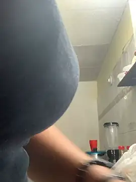 Snapshot of giselao chatting on 02.24.25 giselao online show from 02.24.25