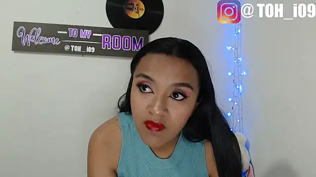 Snapshot of giselao chatting on 02.28.25 giselao online show from 02.28.25