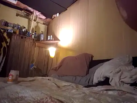 hesjustafriend online show from 03.09.25