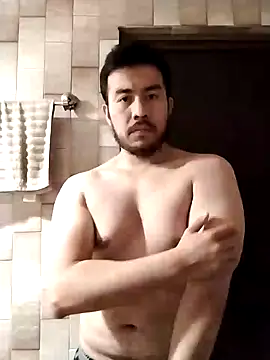 Snapshot of Man456545 chatting on 01.08.25 Man456545 online show from 01.08.25