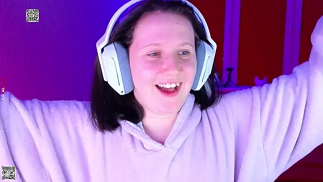 mon lola online show from 12.13.25