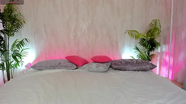 passi lover online show from 02.20.25