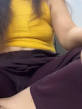 Snapshot of Red-Magic-25 chatting on 01.21.25 Red-Magic-25 online show from 01.21.25