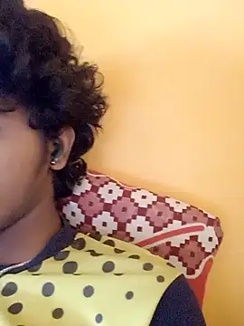 CosmicEmuu online show from 01.07.25