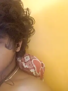 CosmicEmuu online show from 03.27.26