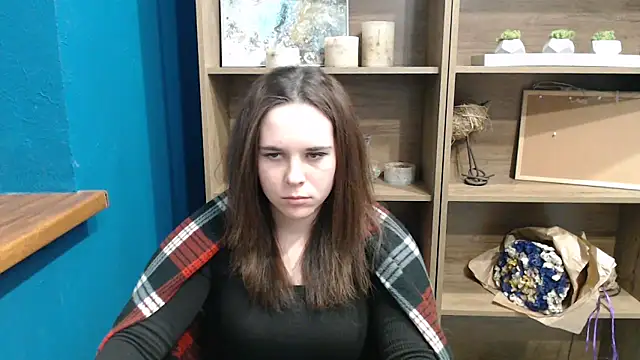 mini girly online show from 01.06.25