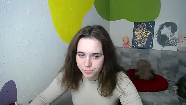 mini girly online show from 01.10.25