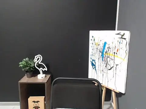 mini girly online show from 01.14.25