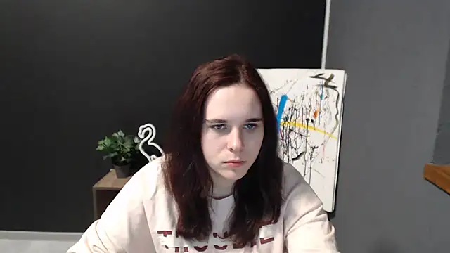 mini girly online show from 01.25.25