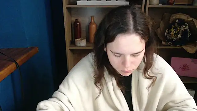 mini girly online show from 10.01.25