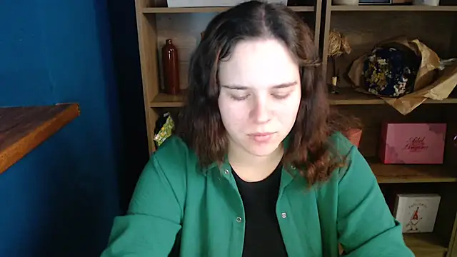 mini girly online show from 10.21.25