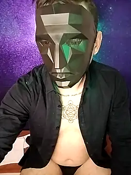 Snapshot of alegian chatting on 12.19.25 alegian online show from 12.19.25