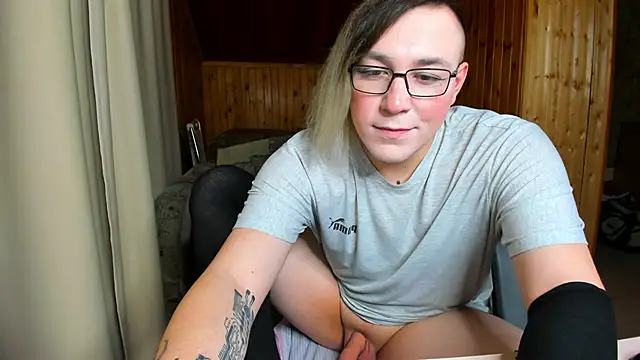 Snapshot of ScanDarky chatting on 03.03.25 ScanDarky online show from 03.03.25