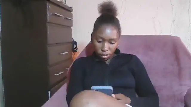 Hotdaily04 online show from 09.24.25