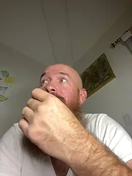 Snapshot of 32XRedBeard chatting on 01.31.25 32XRedBeard online show from 01.31.25