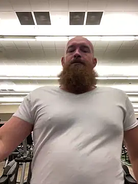 Snapshot of 32XRedBeard chatting on 02.07.25 32XRedBeard online show from 02.07.25
