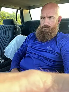 Snapshot of 32XRedBeard chatting on 02.10.25 32XRedBeard online show from 02.10.25