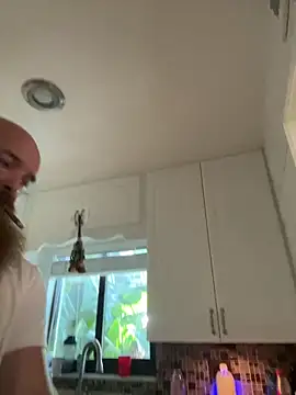 Snapshot of 32XRedBeard chatting on 02.10.25 32XRedBeard online show from 02.10.25