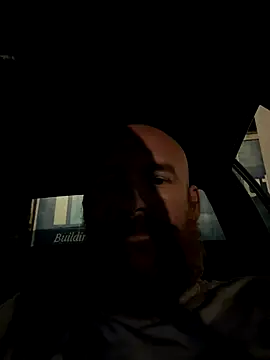 Snapshot of 32XRedBeard chatting on 09.29.25 32XRedBeard online show from 09.29.25