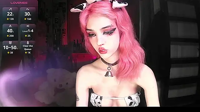 Snapshot of Ink__pleasure chatting on 10.11.25 Ink pleasure online show from 10.11.25