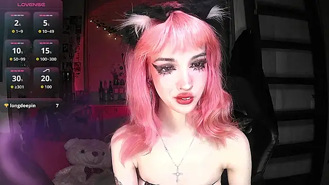 Snapshot of Ink__pleasure chatting on 10.24.25 Ink pleasure online show from 10.24.25