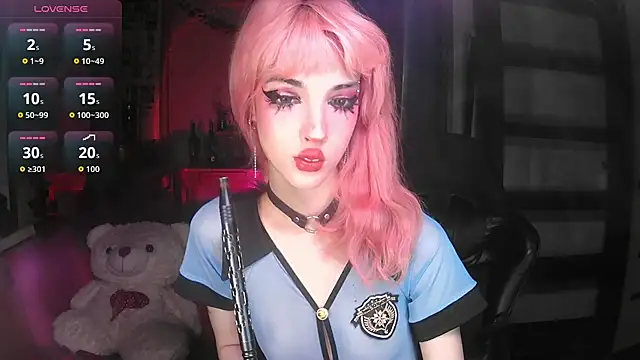 Snapshot of Ink__pleasure chatting on 10.31.25 Ink pleasure online show from 10.31.25