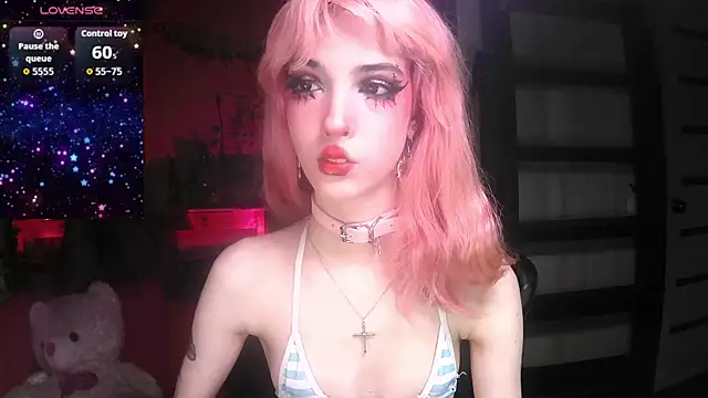 Snapshot of Ink__pleasure chatting on 11.11.25 Ink pleasure online show from 11.11.25