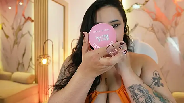 Emma Walkerr  online show from 02.07.26