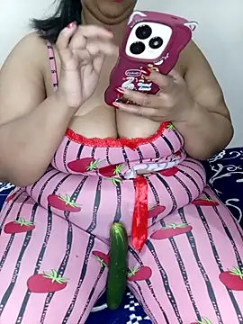 Samara-Bella online show from 10.28.25