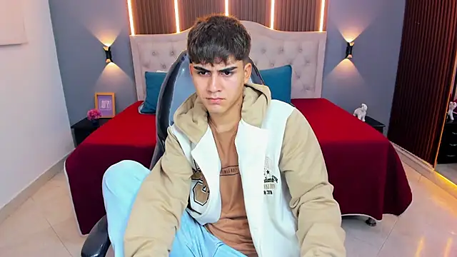 Tommy18   online show from 02.11.26