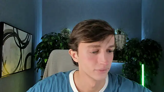 John Weasley online show from 11.05.25