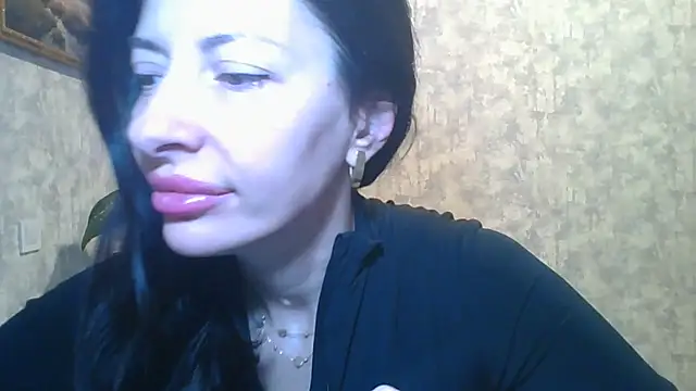 Snapshot of LissaBlossom chatting on 10.06.25 LissaBlossom online show from 10.06.25