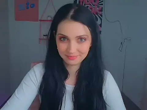 Snapshot of Amalia_amor chatting on 04.18.26 Amalia amor online show from 04.18.26