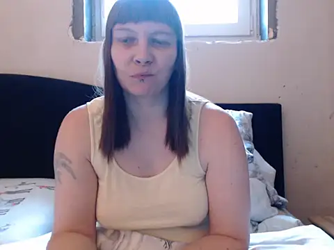 YviEngel87 online show from 01.18.25