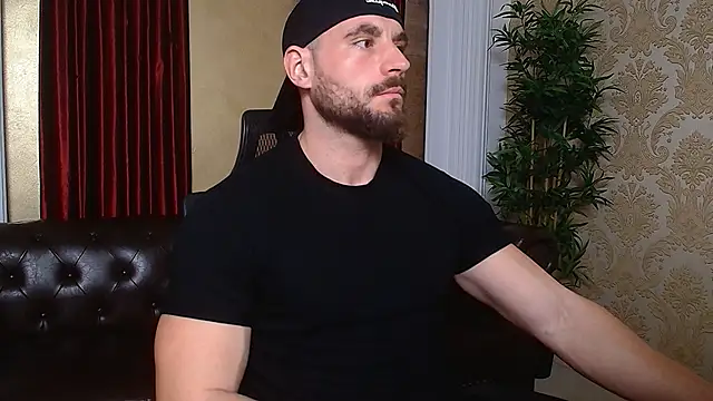 Snapshot of AdamJamesonn chatting on 03.13.25 AdamJamesonn online show from 03.13.25