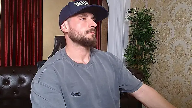 Snapshot of AdamJamesonn chatting on 03.14.25 AdamJamesonn online show from 03.14.25