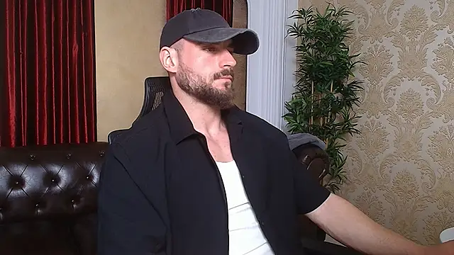 Snapshot of AdamJamesonn chatting on 03.16.25 AdamJamesonn online show from 03.16.25