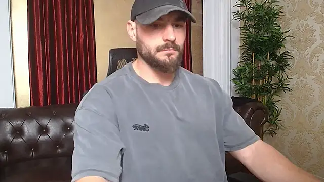 Snapshot of AdamJamesonn chatting on 03.20.25 AdamJamesonn online show from 03.20.25