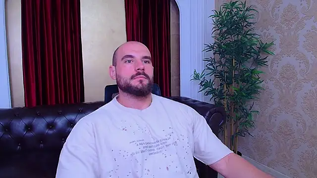 Snapshot of AdamJamesonn chatting on 09.14.25 AdamJamesonn online show from 09.14.25