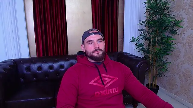 Snapshot of AdamJamesonn chatting on 09.26.25 AdamJamesonn online show from 09.26.25