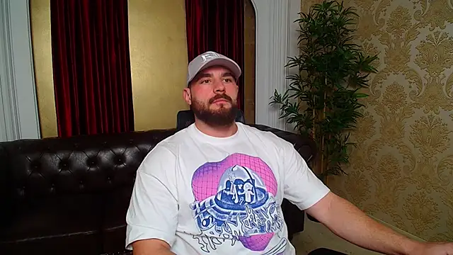 Snapshot of AdamJamesonn chatting on 11.14.25 AdamJamesonn online show from 11.14.25