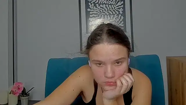 AdeleCruz online show from 02.16.26