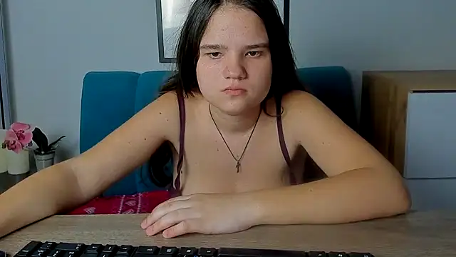 AdeleCruz online show from 04.02.26