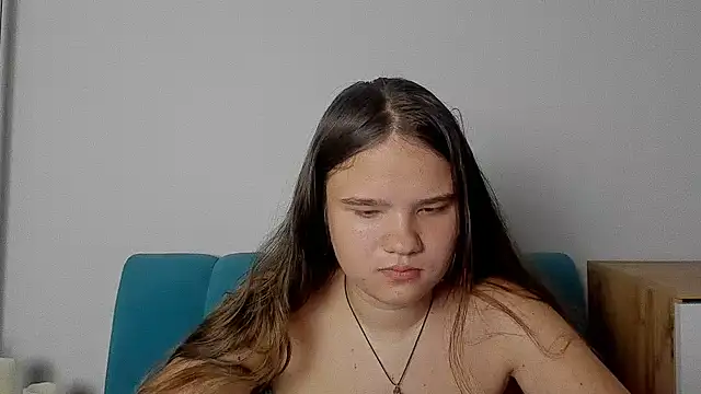 Snapshot of AdeleCruz chatting on 06.10.26 AdeleCruz online show from 06.10.26