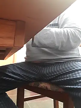 Schwach041967 online show from 09.23.25