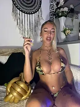 CheekyChels online show from 02.24.25