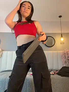 chelsea bolton  online show from 04.20.26