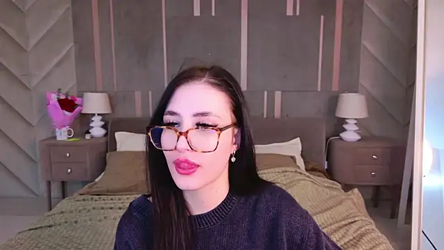 EmmaLawrens online show from 03.08.25