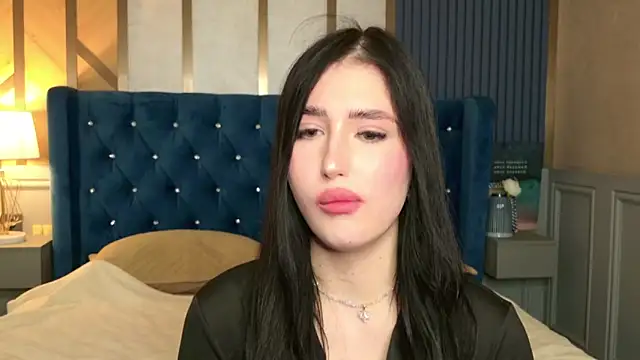 EmmaLawrens online show from 09.21.25